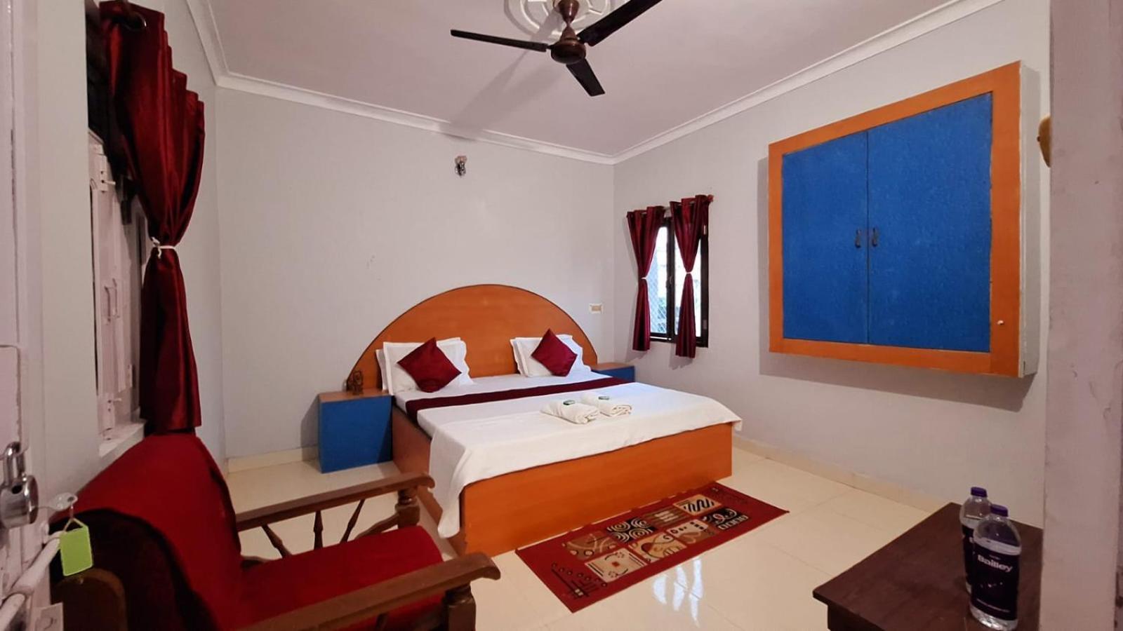 Mohit Paying Guest House Varanasi Exteriör bild