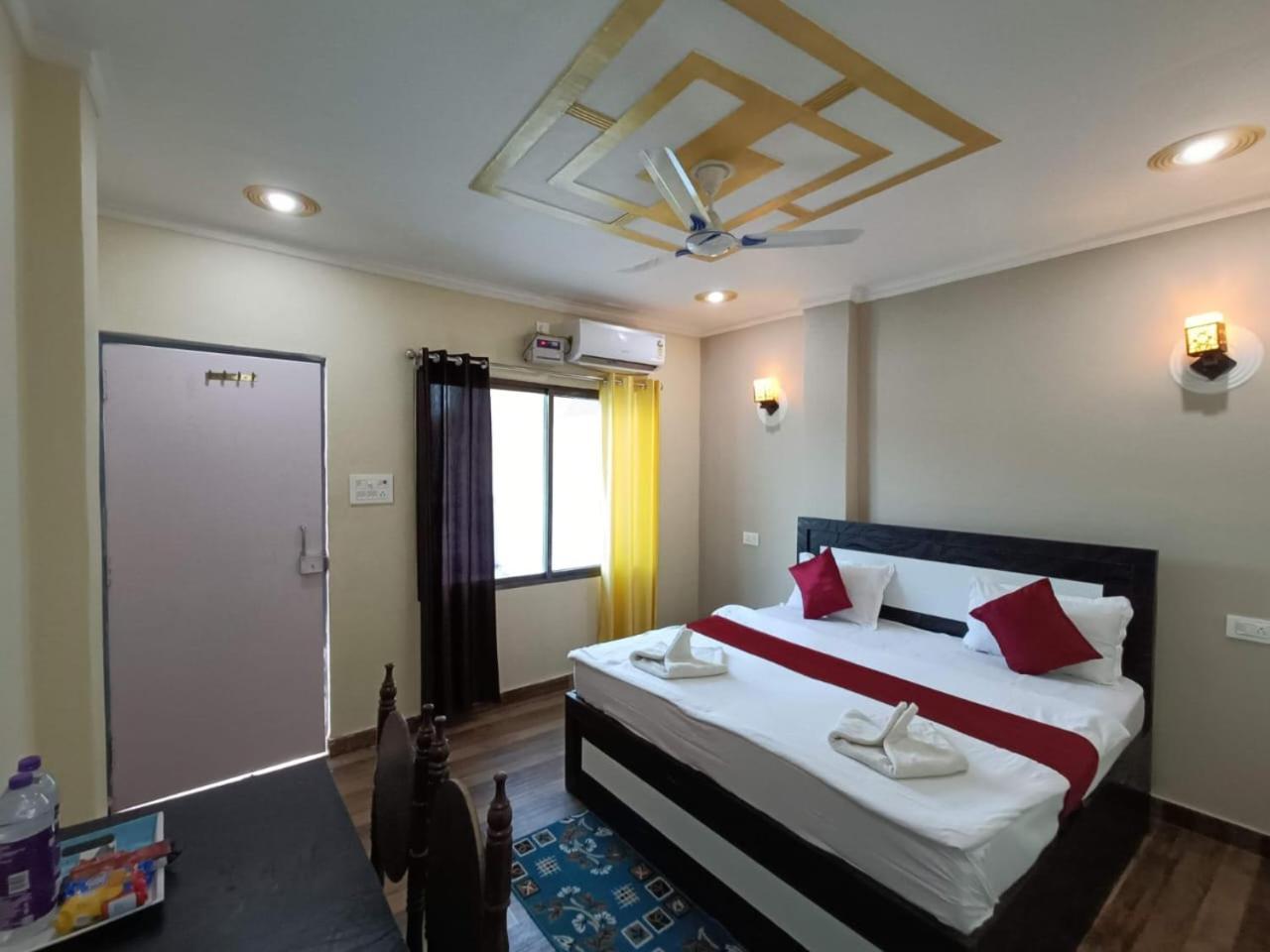 Mohit Paying Guest House Varanasi Exteriör bild