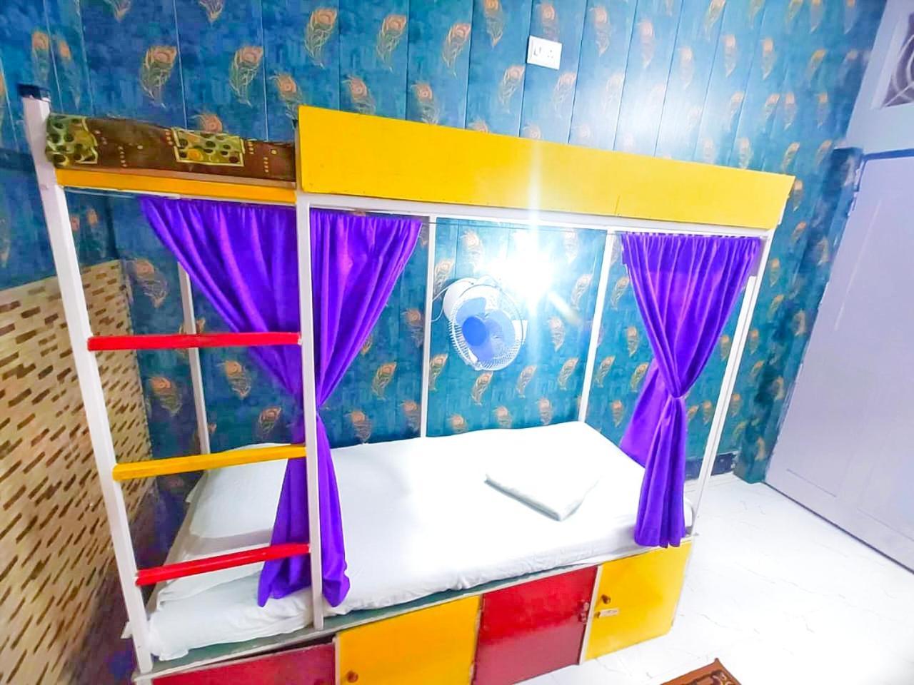 Mohit Paying Guest House Varanasi Exteriör bild